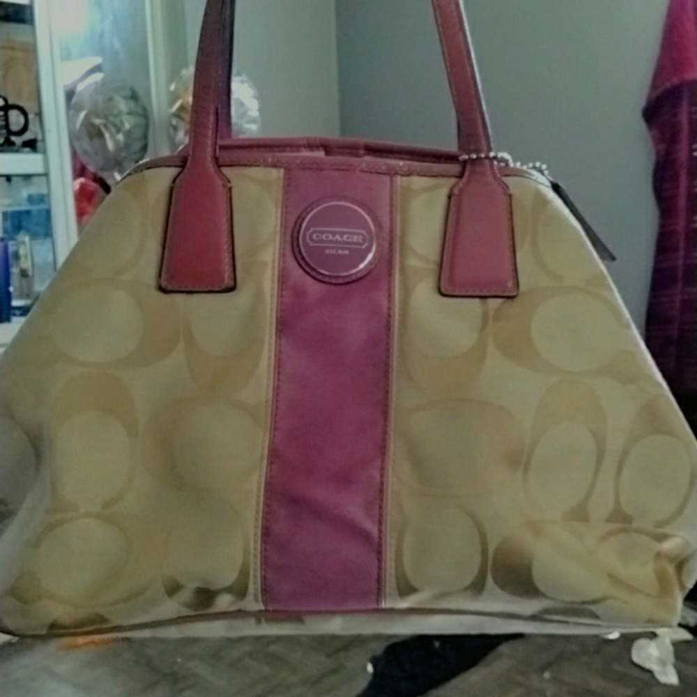Hand bag